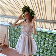 Studentessa laureata in lingue e letterature straniere moderne offre lezioni private, ripetizioni e aiuto nello svolgimento dei compiti in tutte le materie d’ambito umanistico